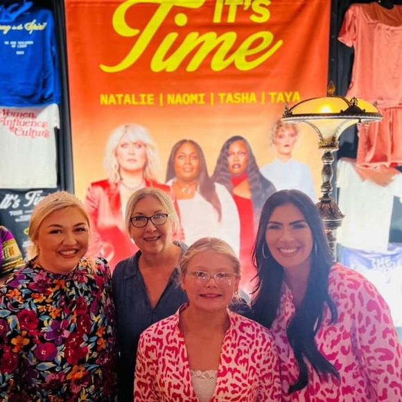 Meet your Posher, Alethea - Picture 2 of 7